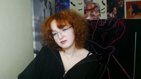 Aria online show from December 13, 7:53 pm