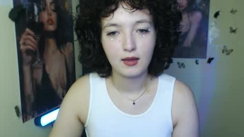 Aria online show from November 10, 2:01 pm