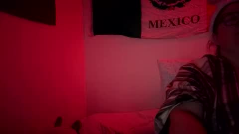 MichelleBunny7 online show from January 17, 11:50 am