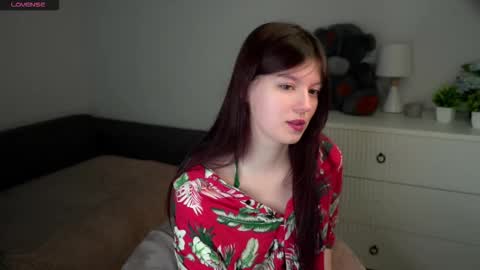 Rosalie online show from March 27, 1:40 am