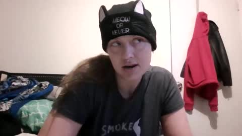 miztrezk online show from December 18, 4:06 am