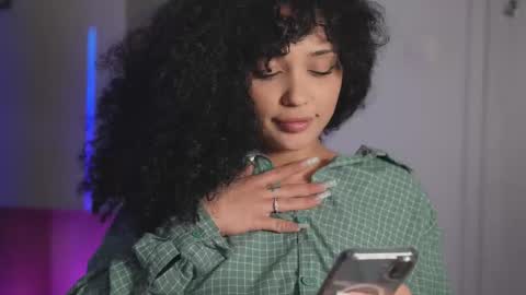 Snapshot of moan_4_you chatting on September 22, 7:51 am Ruxxx online show from September 22, 7:51 am