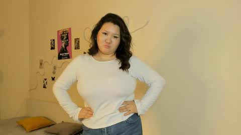 CandyStacy online show from May 7, 1:37 pm
