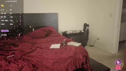 Snapshot of mochamami420 chatting on October 28, 12:05 am NynaStax online show from October 28, 12:05 am