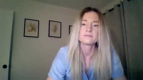 mockingbirds91 online show from April 14, 2:00 am