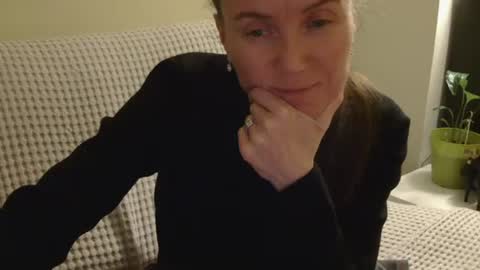 Aurora online show from April 3, 9:02 pm