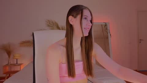 Molly online show from December 9, 9:27 pm