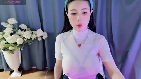 Snapshot of moli666 chatting on January 3, 12:11 am Alice online show from January 3, 12:11 am
