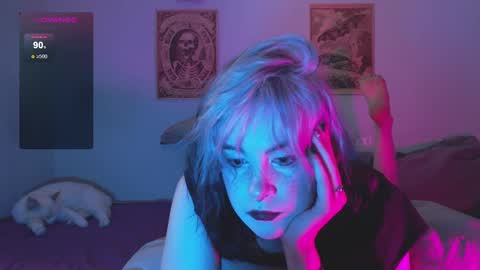 Molly Crow online show from December 11, 8:28 pm