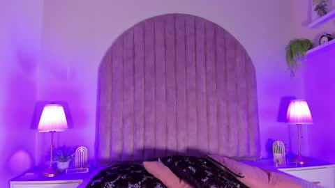 Molly Jackson online show from December 24, 2:12 pm