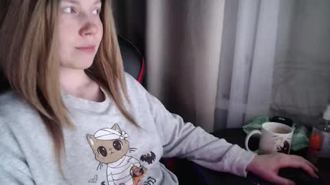 I have new photos come and see with love Molly online show from November 9, 2:46 pm