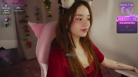 Snapshot of mollysb_05 chatting on January 28, 3:35 pm mollysb_05 online show from January 28, 3:35 pm