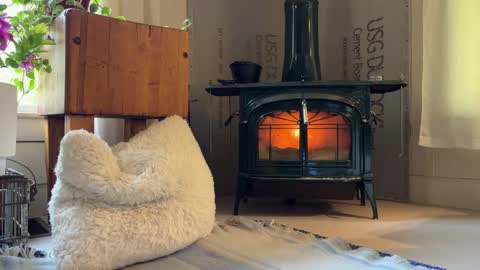 Mia  online show from September 12, 2:02 pm