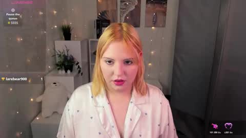 mon1ca_jones online show from October 27, 4:30 am