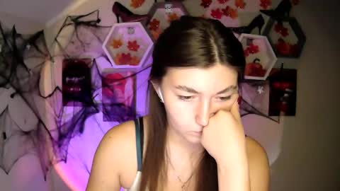 sweet girl and shine body online show from October 2, 11:26 am