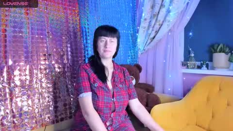 Snapshot of monica_vibe chatting on December 28, 12:56 pm Monica online show from December 28, 12:56 pm