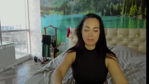 monica_weisss online show from January 6, 5:19 am