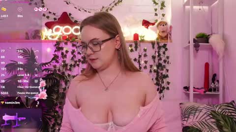 monicaasis online show from April 15, 6:19 pm