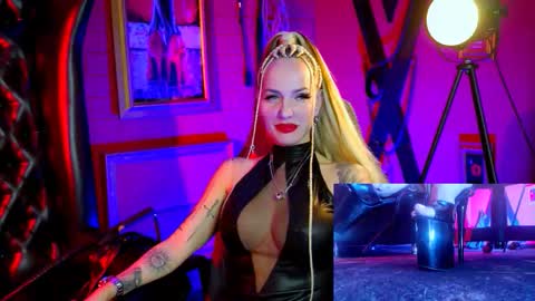 Monika online show from March 17, 10:52 am