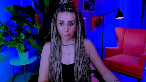 monicariley online show from May 12, 12:45 pm