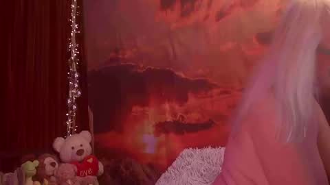 Monika    online show from May 16, 1:19 am