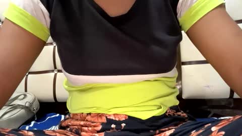 Snapshot of monika_reddy62 chatting on September 30, 10:10 am monika_reddy62 online show from September 30, 10:10 am