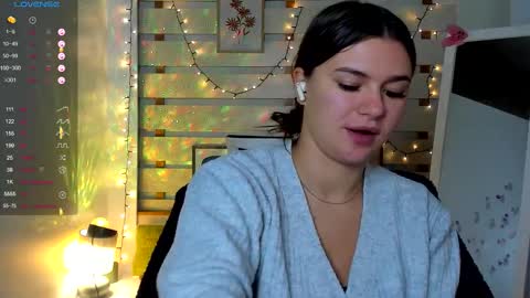 Snapshot of monika_youu chatting on October 21, 1:04 pm Monika online show from October 21, 1:04 pm