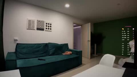 Mary online show from October 28, 9:26 am