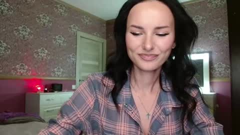 monparis_dream online show from November 25, 5:15 pm