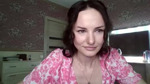 monparis_dream online show from October 18, 3:15 pm