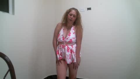 monserratsweet6 online show from September 16, 11:46 pm