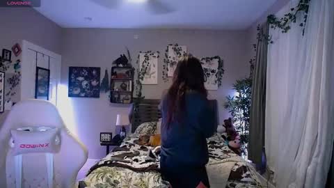 Lydia Mooney online show from February 4, 12:51 am