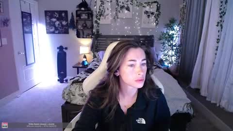 Lydia Mooney online show from December 31, 12:32 am