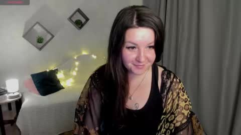 Snapshot of mood_berry chatting on October 11, 2:27 am mood_berry online show from October 11, 2:27 am
