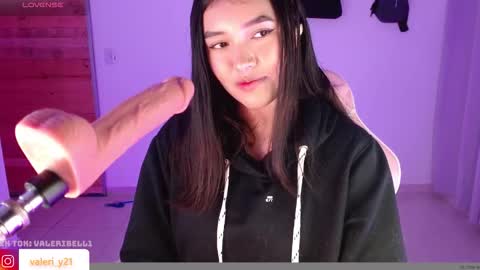 bell  online show from December 21, 3:44 am