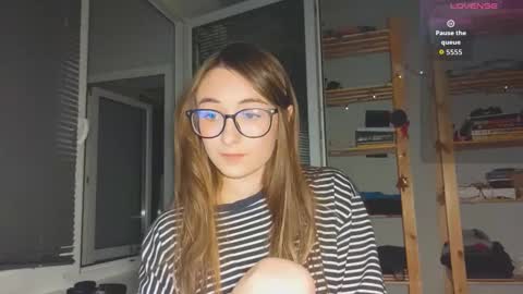 Snapshot of moonlight__lovers chatting on October 7, 7:07 pm Dana online show from October 7, 7:07 pm