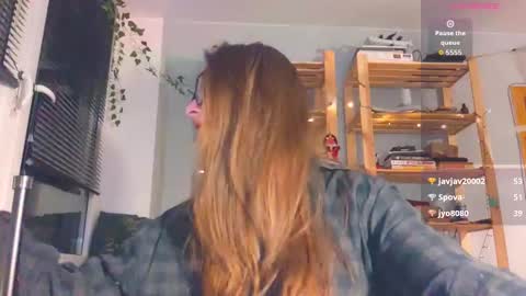 Dana online show from March 11, 5:26 pm