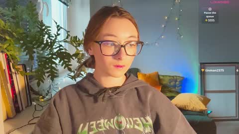 Snapshot of moonlight__lovers chatting on January 3, 9:04 am Dana online show from January 3, 9:04 am