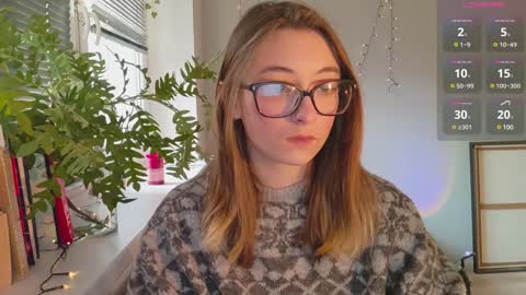 Snapshot of moonlight__lovers chatting on December 29, 10:45 am Dana online show from December 29, 10:45 am