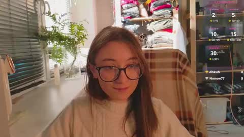 Snapshot of moonlight__lovers chatting on March 8, 1:23 pm Dana online show from March 8, 1:23 pm