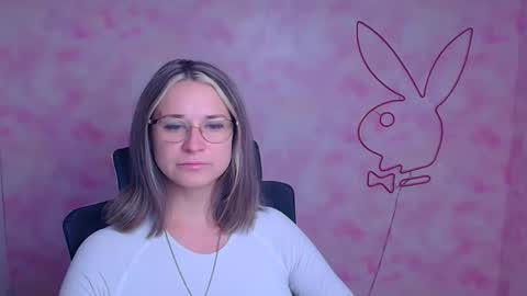 Susanna online show from January 16, 12:23 pm