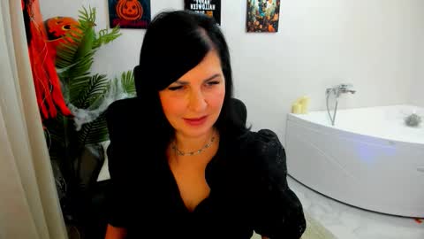 Ask me  online show from October 21, 4:05 am