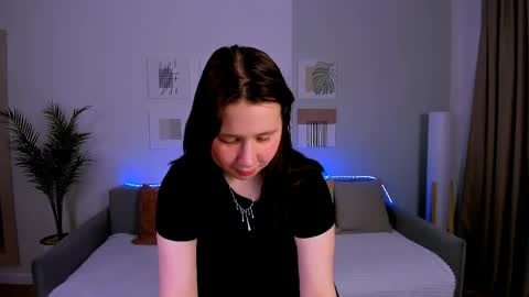 Charli online show from April 23, 7:49 pm
