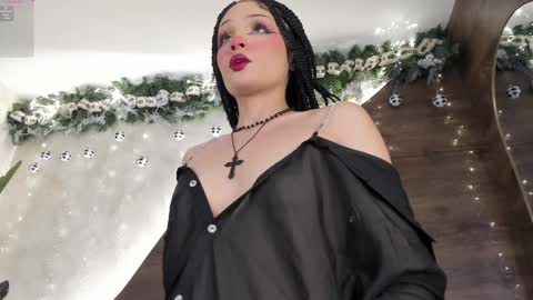 Snapshot of morgan_hill_ chatting on December 18, 11:45 am Morgan online show from December 18, 11:45 am