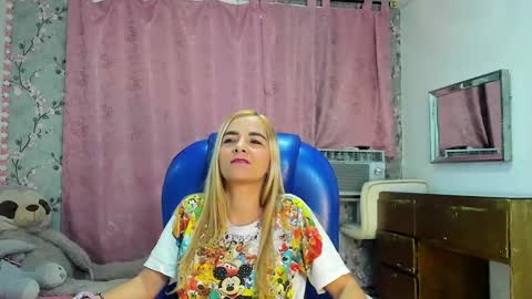 Snapshot of morgana_grace11_aws chatting on December 26, 3:59 am Morgana online show from December 26, 3:59 am