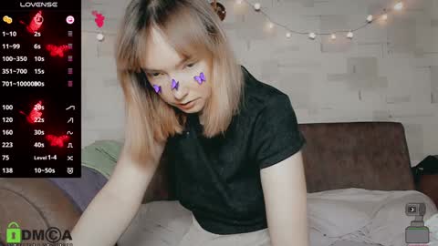 Lisa 3 online show from December 19, 6:01 am