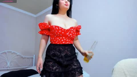 Snapshot of moroccan_diamond_ chatting on December 23, 9:05 am Medina online show from December 23, 9:05 am