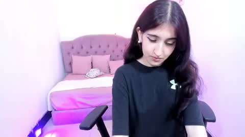 moussy_tay online show from July 7, 4:04 am