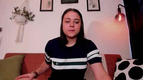 Laura online show from January 8, 10:47 pm