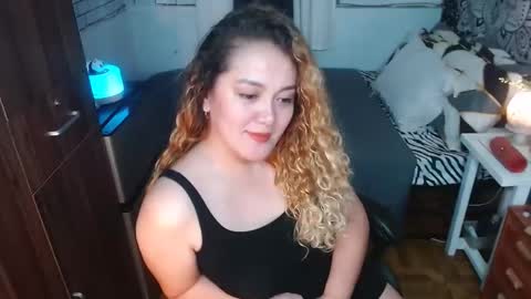 msshanel online show from February 4, 3:47 pm